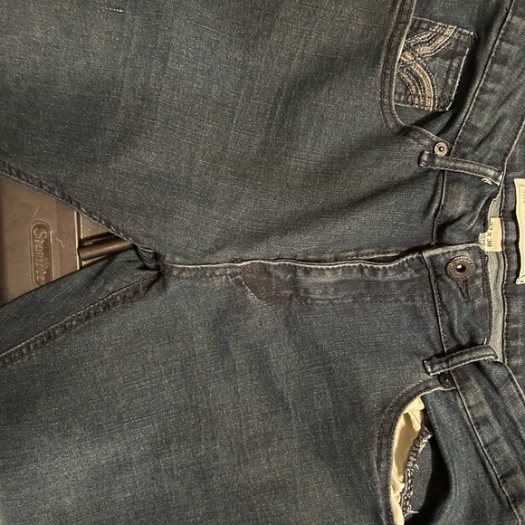 Alexander Julian 32x30 - Picture 3 of 4